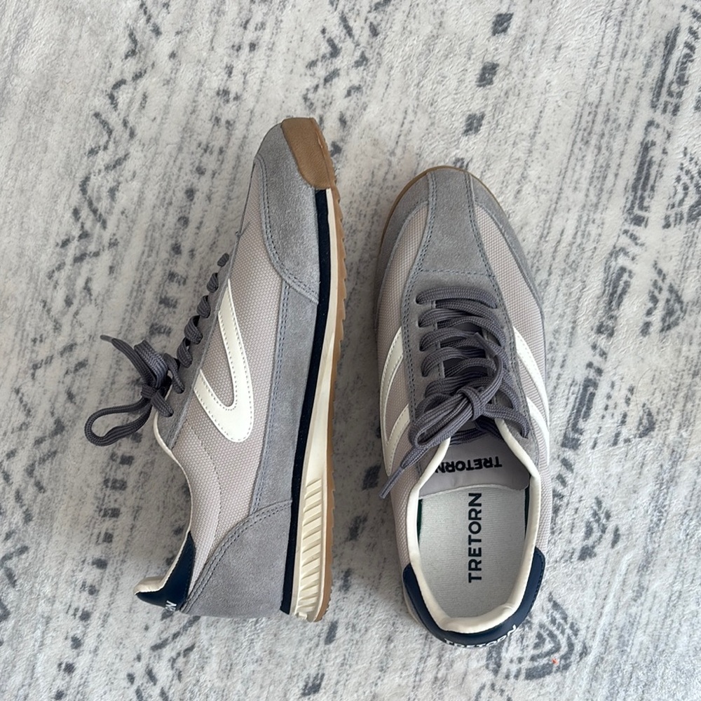 Tretorn Grey Sneakers LIKE-NEW!